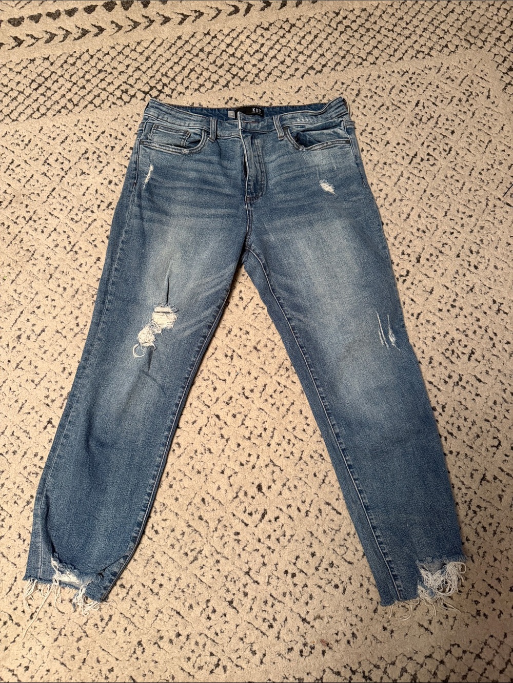 Kut from the Kloth Rachel Mom Jean -Distressed Light Blue Jeans